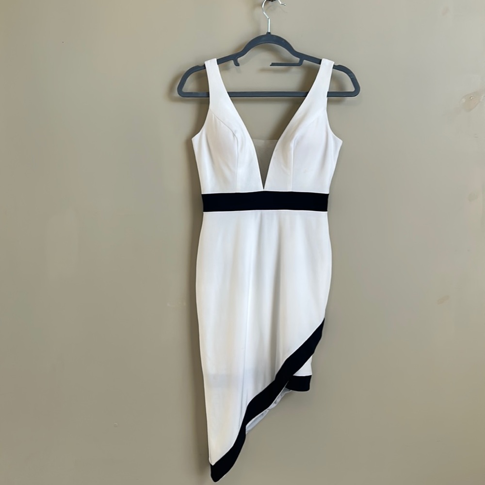 Ieena for Mac Duggal White and Black Cocktail Dress - Picture 2 of 8